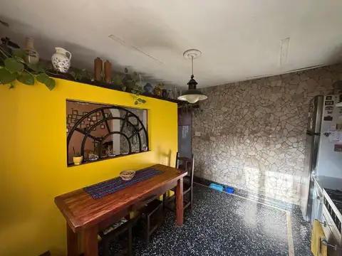 VENTA PH 5 AMBIENTES EN BERNAL