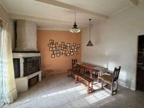 Depto Tipo Casa en Venta de 5 ambientes