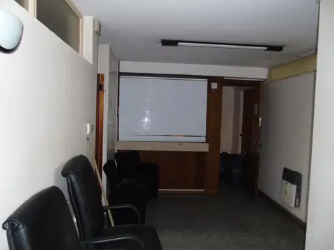 8 e/ 49 y 50 n 862 Piso 9