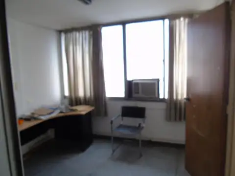 Oficina Monoambiente con 5 baños