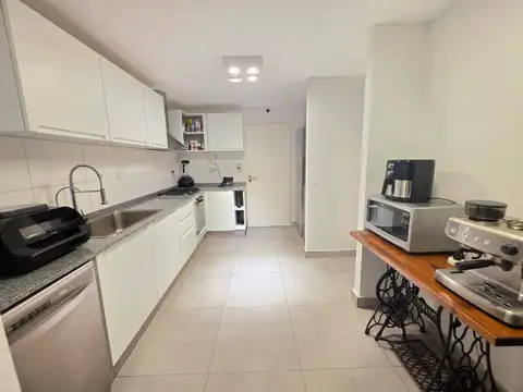 Departamento 4 ambientes con 3 baños