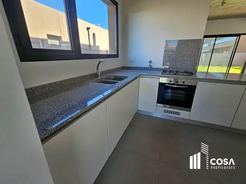 Casa en Venta al Este