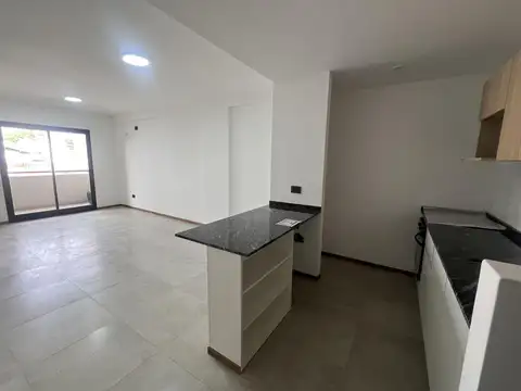 Departamento en Alquiler con 1 cocheras
