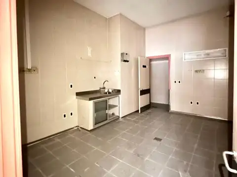 Casa 24 ambientes con 10 baños