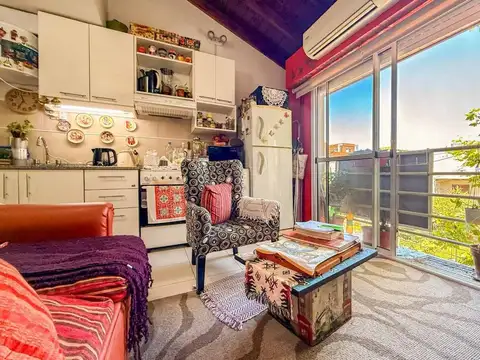 Venta departamento 2 ambientes Morón centro.