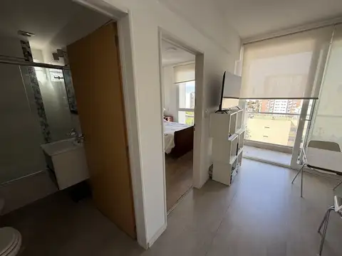 Ramon Falcon 5500, Piso 8