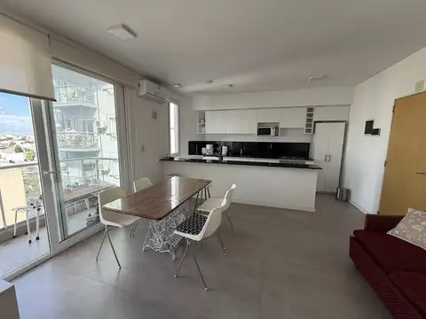 2 ambientes con balcón