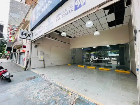 Av. Santa Fé al 1400