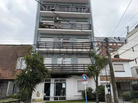 VENTA DEPARTAMENTO 2 AMBIENTES CON VISTA AL MAR