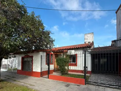 Manuelita Rosas 2200