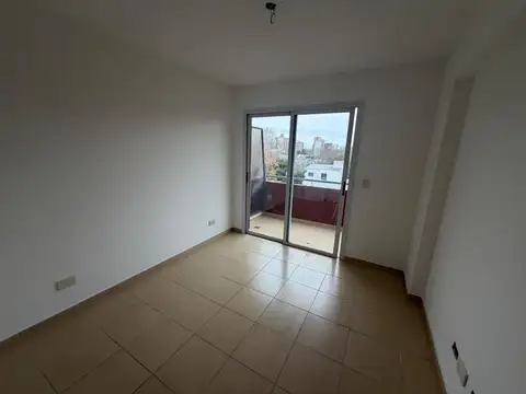 Departamento en Alquiler en Monte Grande, $ 700.000