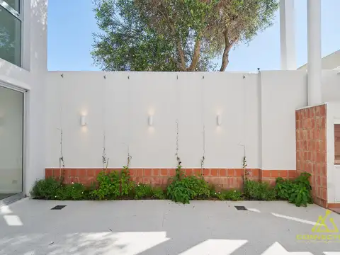 Depto Tipo Casa en Venta de 4 ambientes
