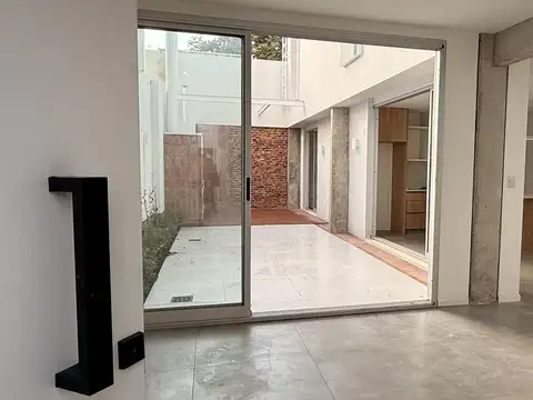 Venta PH a estrenar 4 ambientes mas escritorio patio y parrilla Caballito Norte