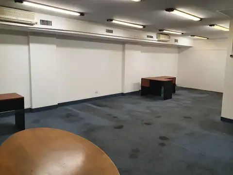 Oficina en Alquiler 25 años