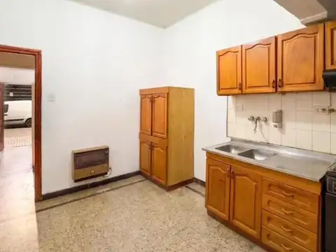 Casa 2 ambientes con 1 baño