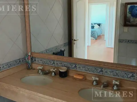 Casa en Alquiler al Noreste