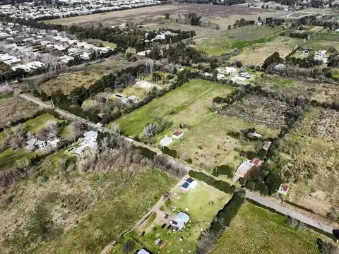 CAMPO EN VENTA EN CITY BELL - 2 HAS