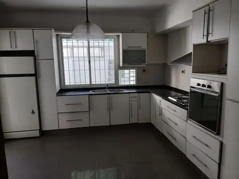 Casa en Venta en Versalles, USD 199.000