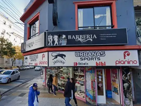 Local en Alquiler en Moron, $ 4.500.000