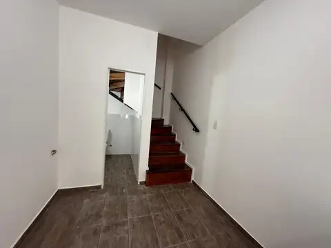 Depto Tipo Casa en Alquiler A Estrenar