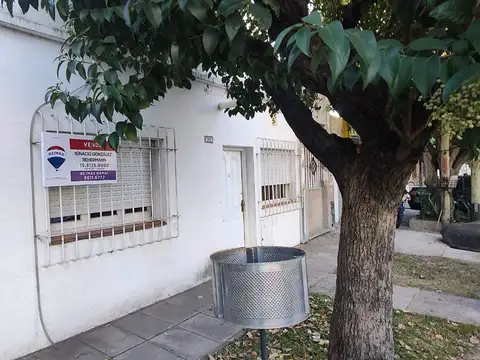 VENTA PH 3AMB PLANTA BAJA JARDIN HURLINGHAM PERMUT