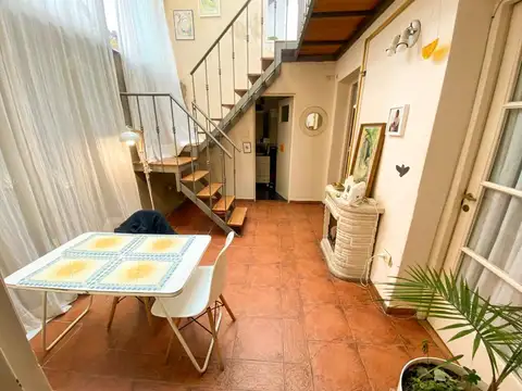 Depto Tipo Casa 5 ambientes con 2 baños