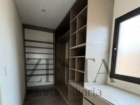 Vendo Casa en Barrio Lar de Terrada, Carrodilla, Lujan de Cuyo