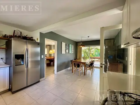Casa en Venta en La Legua, USD 355.000