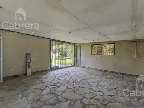 Casa 6 ambientes con 3 baños