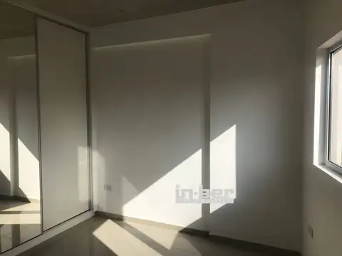 Depto Tipo Casa en Alquiler en Berazategui, $ 550.000
