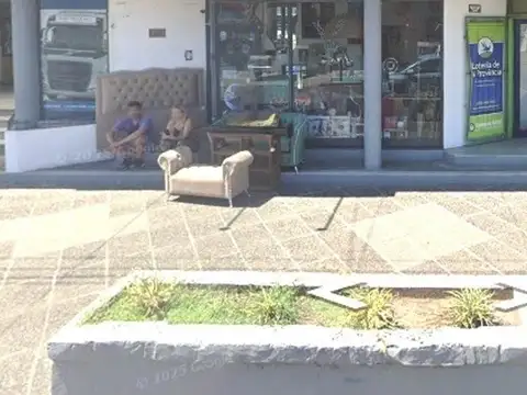 LOCAL EN ALQUILER :: PREDIO DE YPF :: ITUZAINGO