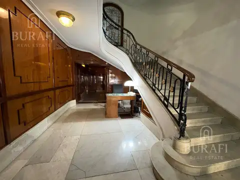 Oficina en Venta 100 años