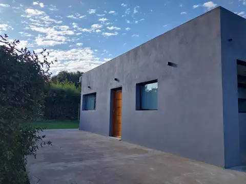 Casa en Venta al Este