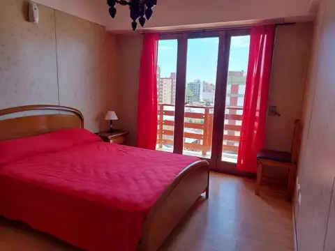 Departamento 4 ambientes con 4 baños