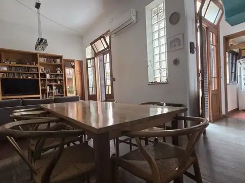 Depto Tipo Casa 4 ambientes con 2 baños