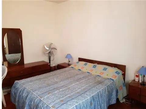 Pavon 1200, Piso PB