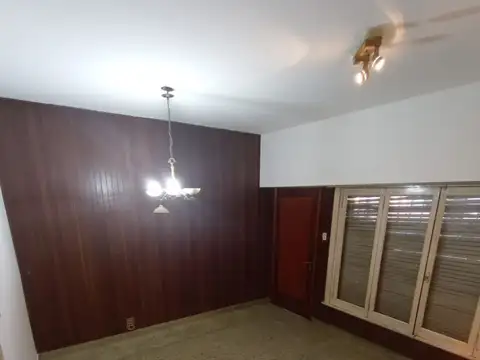 Depto Tipo Casa en Alquiler de 3 ambientes