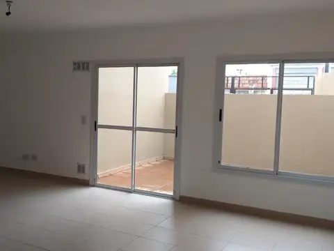 Departamento en Venta en Villa Luzuriaga, USD 56.000