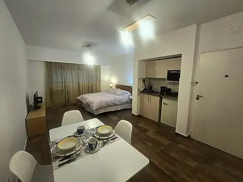 Carlos Pellegrini 1000, Piso 5