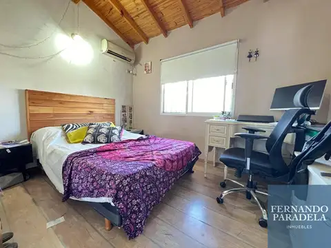 Casa 5 ambientes con 2 baños