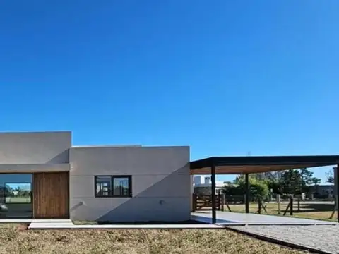 CASA EN ALQUILER