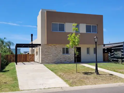 Casa en  Alquiler   Pilar del Este  San Eduardo 
