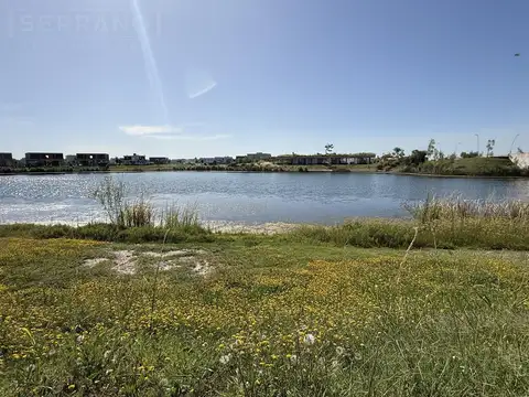 Lote al agua en venta en Riberas puertos 