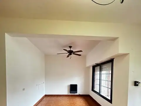 Casa en Alquiler en Temperley, $ 950.000