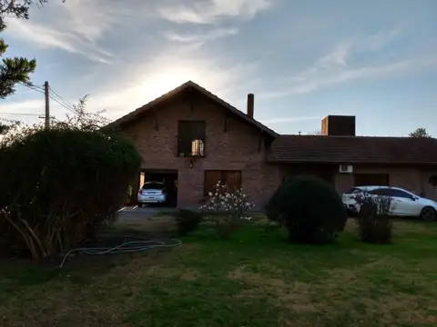 VENDO CASA EXCELENTE ESTADO