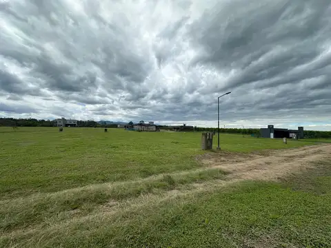 Terreno en Venta en Los Nogales, USD 17.000