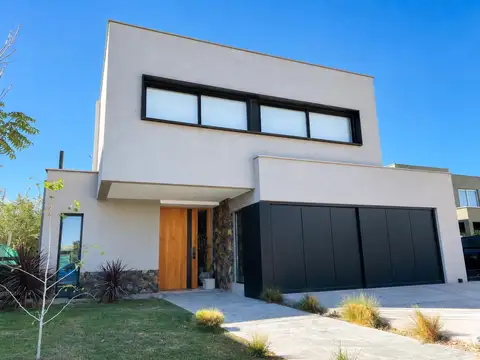 Casa en Lujan De Cuyo