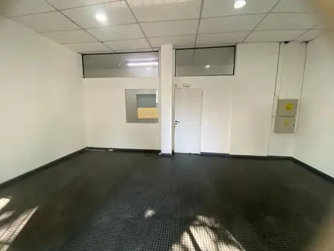 Oficina en Alquiler al Norte