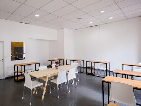 Oficina en Alquiler 80 años