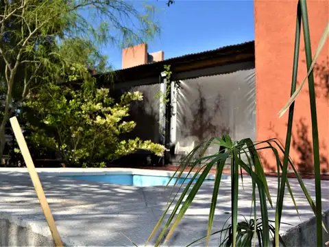 Casa 4 ambientes con 1 baño
